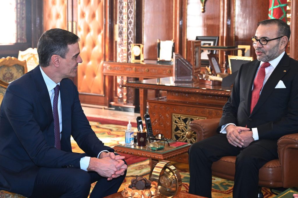 europapress 5773978 presidente gobierno espanol pedro sanchez recibido rey marruecos mohamed vi